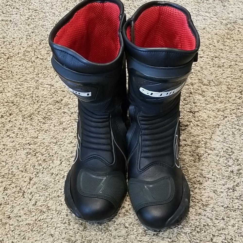 Sedici Racing Boots